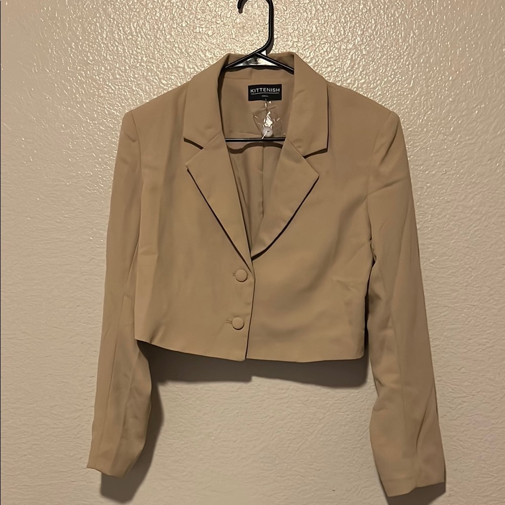 Kittenish Crop Tan Women's Blazer-women’s small